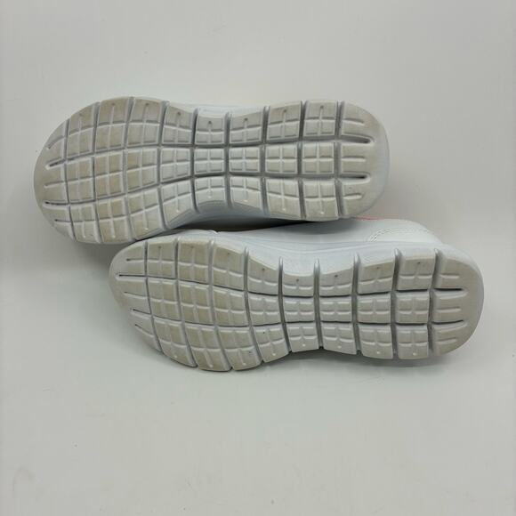 SwissBrand Pickleball shoes Women US 7, Eur 37.5 WORN ONCE White Peach trim - Picture 3 of 4